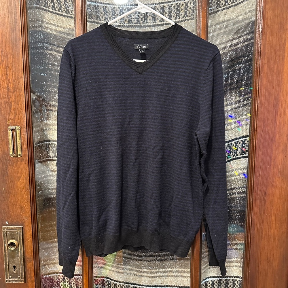 Classic Merino Wool Navy Black Stripe V Neck Sweater Lightweight Warm Old Money